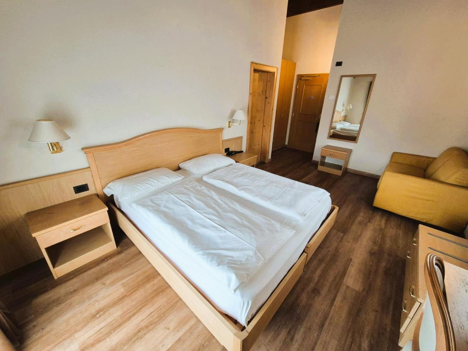 Hotel Angelica Livigno Exterior photo