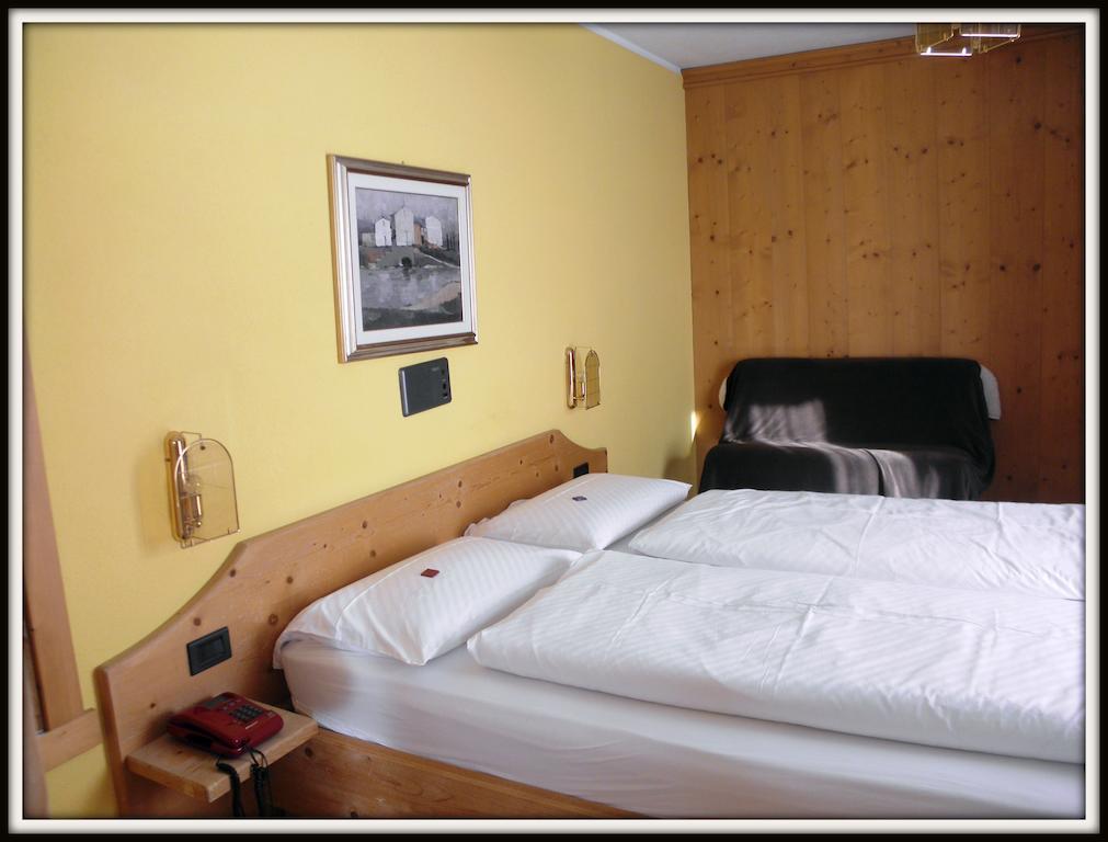 Hotel Angelica Livigno Exterior photo