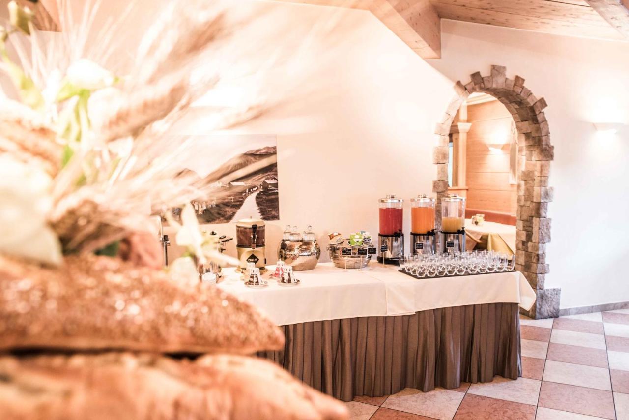 Hotel Angelica Livigno Exterior photo