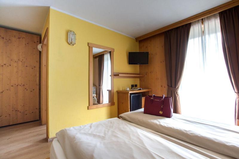 Hotel Angelica Livigno Exterior photo